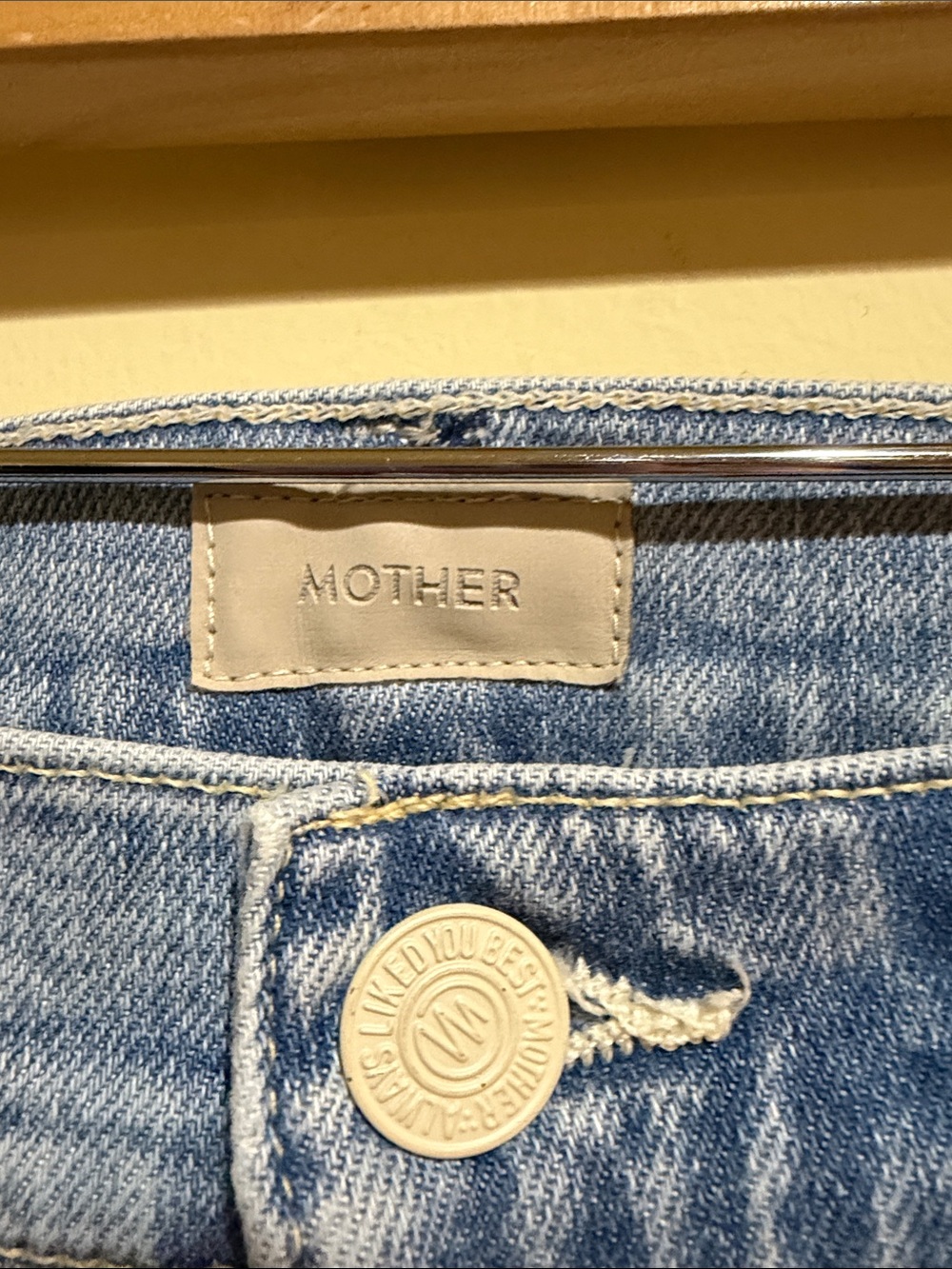 Women’s New Mother Mid Rise Dazzler Ankle Fray Wash Reading By The Pool Jeans - Picture 5 of 12